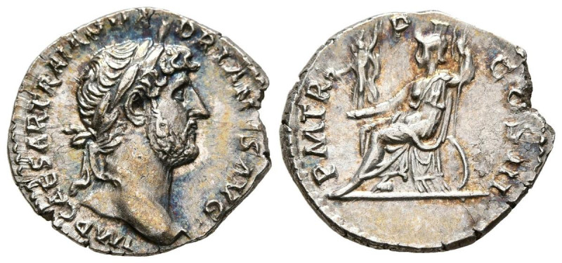 ADRIANO. Denario. (Ar. 3,35g/19mm). 119-122 d.C. Roma. (RIC 78). Anv: Cabeza lau...