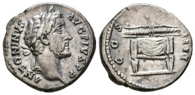 ANTONINO PIO. Denario. (Ar. 3,00g/20mm). 145-161 d.C. Roma. (RIC 137). Anv: Cabeza laureada de Antonino Pío a derecha, alrededor leyenda: ANTONINVS AV...