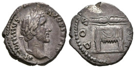 ANTONINO PIO. Denario. (Ar. 2,76g/18mm). 145-147 d.C. Roma. (RIC 137). Anv: Cabeza laureada de Antonino Pío a derecha, alrededor leyenda: ANTONINVS PI...