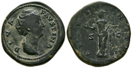 FAUSTINA I. Sestercio. (Ae. 24,97g/33mm). 141 d.C. Roma. (RIC 1105). Anv: Busto diademado y drapeado de Faustina I a derecha, alrededor leyenda: DIVA ...