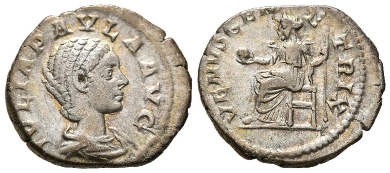 JULIA PAULA. Denario. (Ar. 2,89g/19mm). 219-220 d.C. Roma. (RIC 222). Anv: Busto...