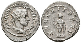GORDIANO III. Antoniniano (Ar. 3,76g/22mm). 238-244 d.C. Roma. (RIC 151). Anv: busto radiado y drapeado con coraza de Gordiano III a derecha, alrededo...