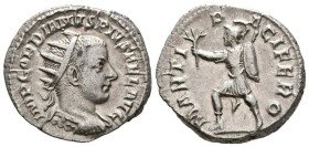 GORDIANO III. Antoniniano. (Ar. 4,68g/22mm). 242-243 d.C. Roma. (RIC 212). Anv: Busto radiado y con coraza de Gordiano III a derecha, alrededor leyend...
