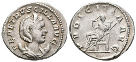 HERENIA ETRUSCILLA. Antoniniano. (Ar. 4,33g/22mm). 250-251 d.C. Roma. (RIC 59b). Anv: Busto diademado y drapeado de Herenia Etruscilla a derecha sobre...