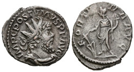POSTUMO. Antoniniano. (Ar. 3,35g/21mm). 266-267 d.C. Treveri. (RIC 60). Anv: Busto radiadoy drapeado de Póstumo a derecha, alrededor leyenda: IMP C PO...