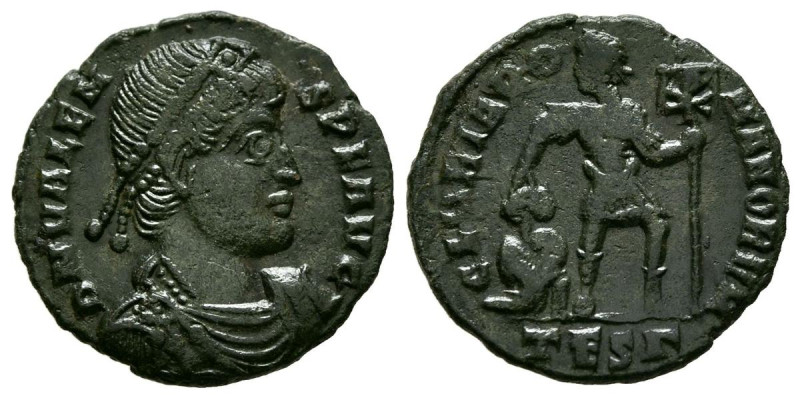 VALENTE. Nummus. (Ae. 1,92g/17mm). 364-367 d.C. Tesalónica. (RIC 16b). Anv: Bust...