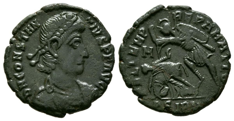 CONSTANCIO II. Ae17. (Ae. 2,26g/17mm). 355-361 d.C. Sirmium. (RIC 75). Anv: Bust...