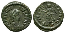 TEODOSIO I. Fracción de Centenional. (Ae. 1,32g/14mm). 384-387 d.C. Siscia. (RIC 39b.2). Anv: Busto diademado y drapeado de Teodosio I a derecha, alre...