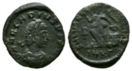 ARCADIO. Nummus. (Ae. 1,08g/14mm). 383-408 d.C. Nicomedia. (RIC 45c.1). Anv: Busto laureado y drapeado de Arcadio a derecha, alrededor leyenda: D N AR...