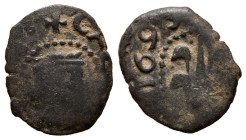CARLOS II (1665-1700). Diner. (Ae. 0,91g/15mm). ¿1699?. Valencia. (¿Cal-2019-30?). BC+.