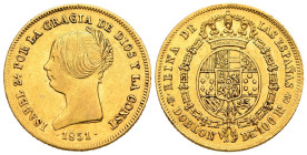 ISABEL II (1833-1868). Doblón de 100 Reales. (Au. 8,18g/22mm). 1851. Madrid CL. (Cal-2019-758). MBC+. Escaso ejemplar.