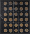 Hoja compuesta por 30 monedas de 1 Peseta aucñadas entre 1944 y 1975. Gran variedad de fechas y estrellas diferentes. Practicamente todas las estrella...
