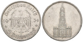 ALEMANIA. 5 Reichsmark (Ar. 13,87g/29mm). 1934. Berlín A. Primer Aniversario del Tercer Reich. (Km#83). MBC+. Marquitas.
