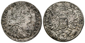 AUSTRIA. 3 Kreuzer (Ar. 1,60g/21mm). 1738. Carlos VI. Sacro Imperio Romano. Hall (Tirol). MBC+. Bonito ejemplar.