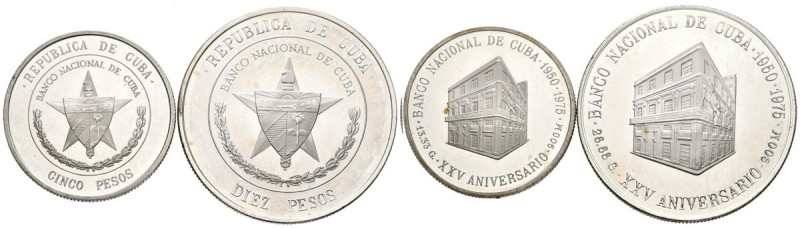 CUBA. Pareja de 5 y 10 Pesos Conmemorativos del XX Aniversario del Banco Naciona...