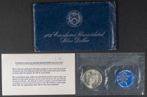 ESTADOS UNIDOS. 1 Dollar (Ar. 24,59g/38mm). 1972. Eisenhower. (Km#203a). SC. Moneda y ficha sin sacar de su plástico original. Incluye sobre y certifi...