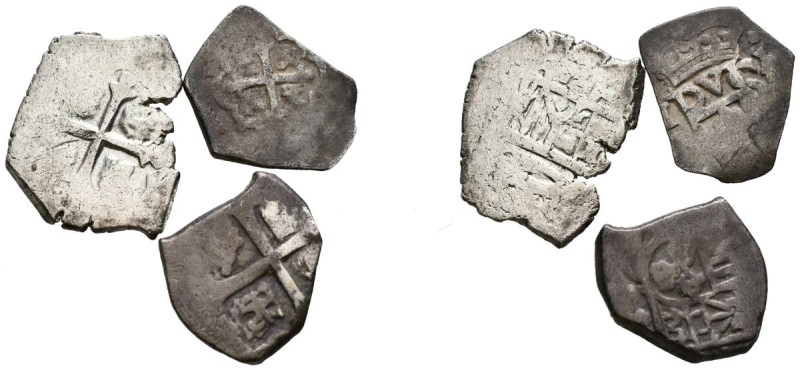 MONARQUÍA ESPAÑOLA. Interesante conjunto de 3 macuquinas con módulos de Real (2)...
