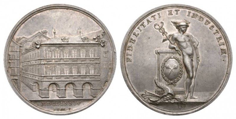 Schweiz / Switzerland /Suisse Zürich Silbermedaille 1774. Auf den Umbau des Zunf...