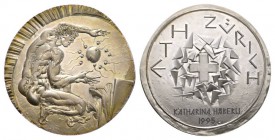 Schweiz / Switzerland /Suisse Zürich Stadt. Grosse Silbermedaille ETH Zürich. Stempel von Hans Erni. 57,97 g. Sehr selten. FDC.