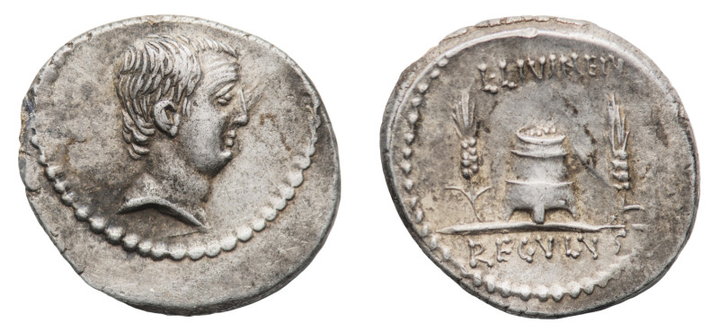 L. Livineius Regulus - Denarius 42 BC - Mint: Rome - Obverse: head of the praeto...