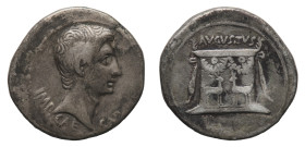 Augustus (27 BC-14 AD) - Cistophorus 24-20 BC - Mint: Ephesus - Obverse: Bare head right - Reverse: Garlanded altar decorated with two confronted hind...