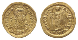 Theoderic (493-526) - Solidus 491-518 struck in the name of Zeno (474-491) - Mint: uncertain - Obverse: Helmeted, pearl-diademed and cuirassed bust fa...