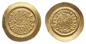 Lombardy - Pseudo-Imperial Coinage - Tremissis 568-690 struck in the name of Maurice Tiberius (582-602) - Obverse: Pearl-diademed, draped and cuirasse...