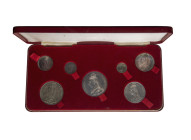 Victoria (1837-1901) - Specimen Jubilee Set (Crown, Double-Florin, Half Crown, Florin, Shilling, Sixpence e Threepence) 1887 - Mint: London - Obverse:...