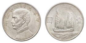 Republic (1912-1949) - Dollar year 23 (1934) - Mint: Shanghai - Obverse: Bust of Sun Yat Sen left - Reverse: Chinese junk under sail - gr. 26,65 - Abo...