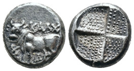 (Silver, 3.73g 13mm)

Kalchedon, Bithynia. AR Drachm 386-340 BC.

Bull standing left on ear of corn, kerykeion before.

Rev. Quadratum incusum f...