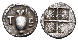 MACEDON. Terone. Circa 424-422 BC. Tetartemorion (Silver, 7 mm, 0.24 g). T-E Oinochoe to left. Rev. Quadripartite incuse square. Hardwick Group IV, 14...