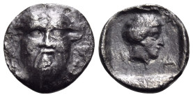 AKARNANIA. Stratos. Circa 425-380 BC. Diobol (Silver, 11 mm, 0.98 g, 1 h), probably circa 400-390. Bearded facing head of the androcephalic, horned, r...