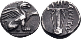 IONIA. Teos. Circa 320-294 BC. Diobol (Silver, 10 mm, 0.91 g, 12 h), Mentor. Griffin seated to right, right forepaw raised. Rev. ΤΗΙ - ΜΕΝΤΩΡ Chelys. ...