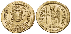 Justin I, 518-527. Solidus (Gold, 20 mm, 4.46 g), Constantinople, 9th officina (Θ), 518-519. D N IVSTI-NVS P P AVC Diademed, helmeted and cuirassed bu...