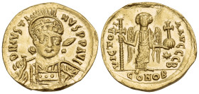 Justin I, 518-527. Solidus (Gold, 20.5 mm, 3.71 g, 6 h), Constantinople, 2nd officina (B), 522-527. D N IVSTI-NVS P P AVG Helmeted and cuirassed bust ...