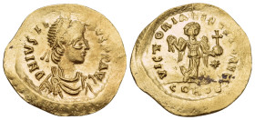 Justin I, 518-527. Tremissis (Gold, 18 mm, 1.49 g, 7 h), Constantinople. D N IVSTI-NVS PP AVC Diademed, draped and cuirassed bust of Justin I to right...