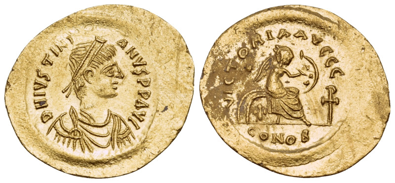 Justinian I, 527-565. Semissis (Gold, 20 mm, 2.23 g, 6 h), Constantinople, 527-5...