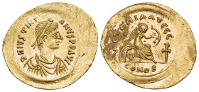 Justinian I, 527-565. Semissis (Gold, 20 mm, 2.23 g, 6 h), Constantinople, 527-552. D N IVSTINI-ANVS P P AVC Diademed, draped and cuirassed bust of Ju...