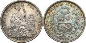 Peru / Lima
World coins

Peru. 1/2 G 1916 

Kolorowa patyna.KM 203&nbsp;

Details: 12,48 g Ag 
Condition: 2- (EF-)