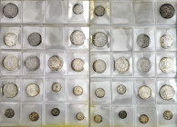 World coin sets
World coins

Tibet, Nepal, India, set of 17 coins 

Zróżnicowany zestaw monet.

Details: Ag 
Condition: 1-/3 (UNC-/VF)