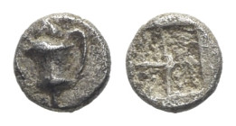 Cyclades, Naxos, c. 520/15-490/70 BC. AR Tetartemorion (4mm, 0.17g). Kantharos. R/ Quadripartite incuse square. Cf. HGC 6, 627. VF