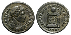 Constantine I (307/310-337). Æ Follis (19mm, 4.16g, 6h). Treveri, 322-3. Laureate bust r., wearing trabea, holding eagle-tipped sceptre. R/ Globe on a...