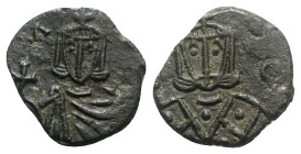 Leo V and Constantine (813-820). Æ 40 Nummi (17mm, 2.84g, 6h). Syracuse. Crowned bust of Leo facing, wearing loros, holding cross potent. R/ Crowned a...