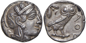 Attica - Atene - Tetradramma (454-404 a.C.) Testa di Atena a d. - R/ Civetta stante di fronte - cfr. SNG Cop. 31 AG (g 17,16) Ex InAsta, asta 10, lott...