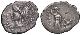 Guerre Sociali (91-87 a.C.) Denario - Testa elmata dell'Italia a s. - R/ Guerriero stante di fronte con toro - Campana 149 AG (g 3,66) RRRR
MB
