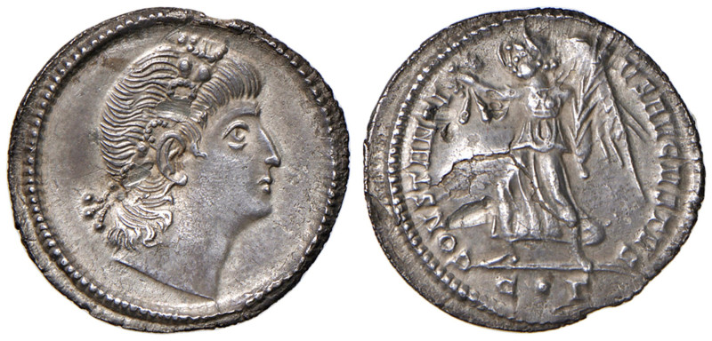 Costantino II (337-340) Siliqua (Costantinopoli) Testa diademata a d. - R/ La Vi...