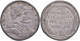 Innocenzo XI (1676-1689) Piastra 1684 A. IX - Munt. 31 AG (g 31,98) R Nonostante qualcuno la cataloghi come comune, in realtà questa moneta, con data ...