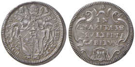 Benedetto XIII (1724-1730) Giulio 1728 A. VI - Munt. 9a AG (g 3,05) R Bella patina di vecchia raccolta
qSPL