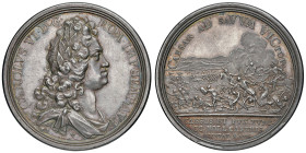 AUSTRIA Carlo VI (1711-1740) Medaglia 1716 Vittoria sui Turchi - Opus: G. W. Vestner - AG (g 29,94 - Ø 44 mm) Segnetti da contatto
qFDC