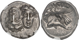 GRÈCE ANTIQUE
Thrace, Istros. Drachme ND (313-280 av. J.-C.), Istros.NGC XF* 5/5 5/5 (6633798-036).
Av. Deux têtes masculines, imberbes, juxtaposées e...